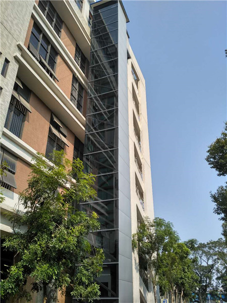 佛山體育學校鋁塑板玻璃幕墻